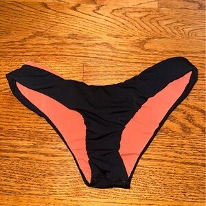 Manhattan bikini bottoms